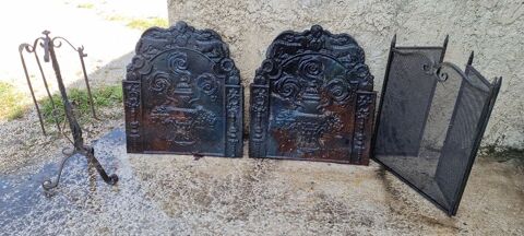 2 plaques de cheminée décorées  et un par feu 140 Aubagne (13)
