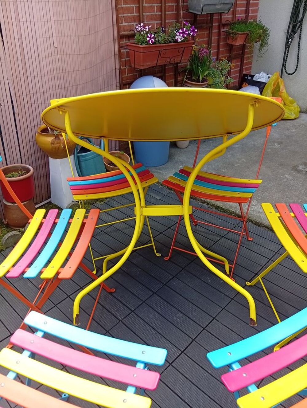 Salon de jardin multicolores Meubles