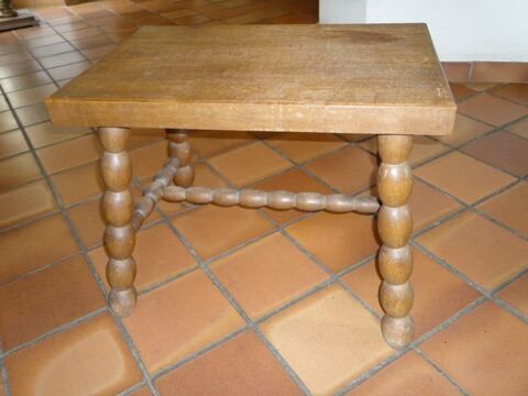 Petite table avec 2  tabourets 0 Le Croisic (44)