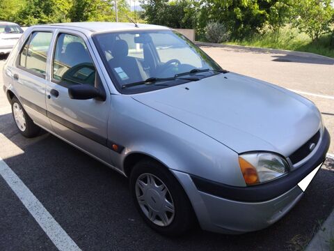 Ford fiesta 1.3 Ambiente