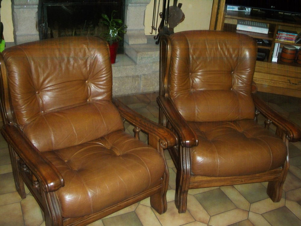 canap&eacute; avec2 fauteuils Meubles