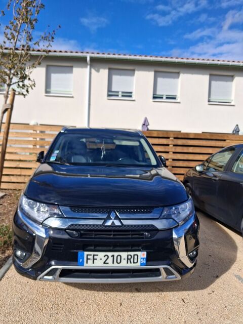 Mitsubishi Outlander 2.4l PHEV Twin Motor 4WD Business 2019 occasion Marseille 13015