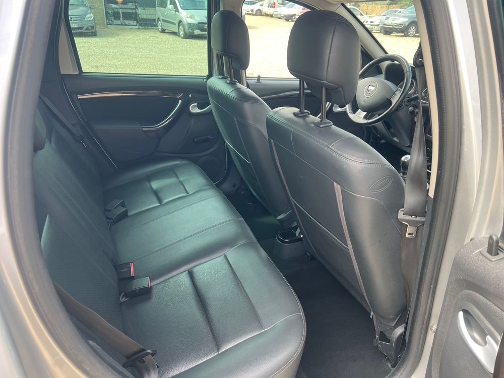Duster 1.5 dCi 110 4x4 Prestige 2012 occasion 89500 Armeau