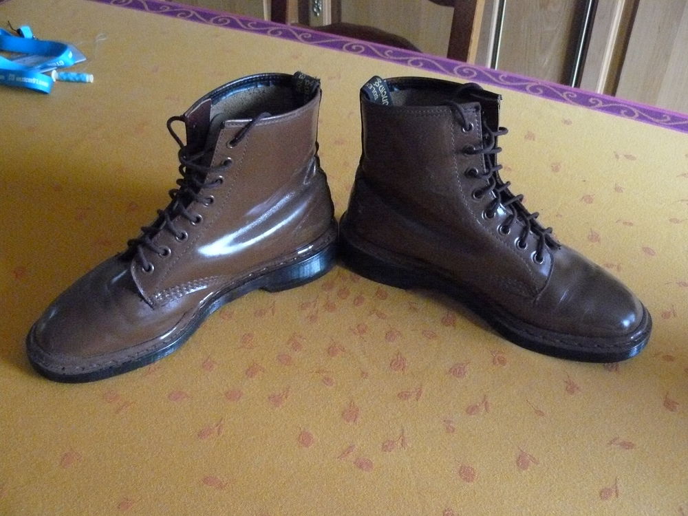 chaussures doc martens adoslescents Chaussures enfants