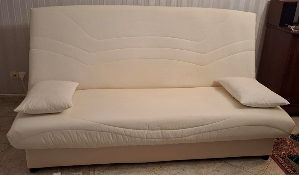 BANQUETTE LIT 
CLIC-CLAC
Tr&egrave;s bon &eacute;tat Meubles