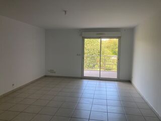  Appartement à louer 2 pièces 62 m²