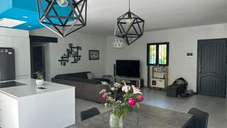  Villa à vendre 7 pièces 141 m² Forcalqueiret