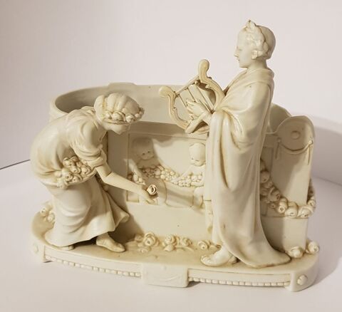 Biscuit - Petite coupe   N�ron jouant de la lyre devant une 190 Mont-de-Marsan (40)