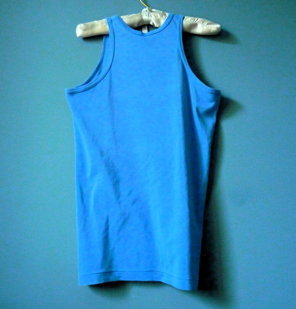 t-shirt Homme kiabi XL 52 bleu TBE Vtements