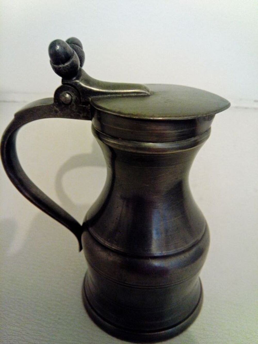 Pichet en &eacute;tain (12 cm) Décoration