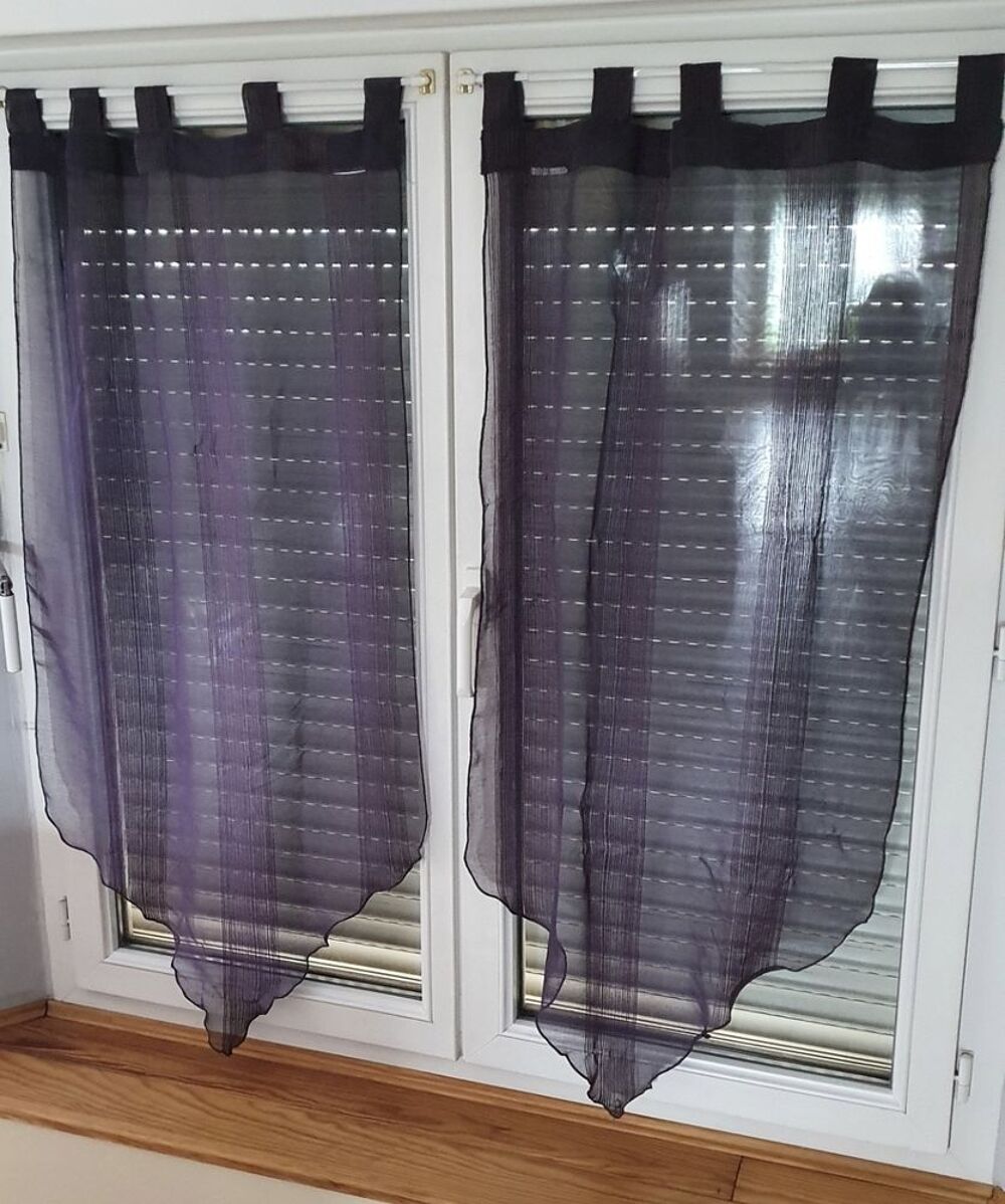 Paire de rideaux voilage violets Décoration
