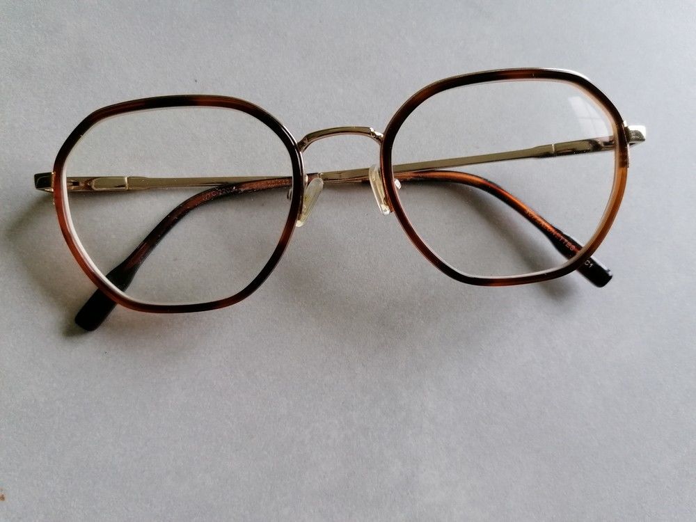 Montures de lunettes Bijoux et montres