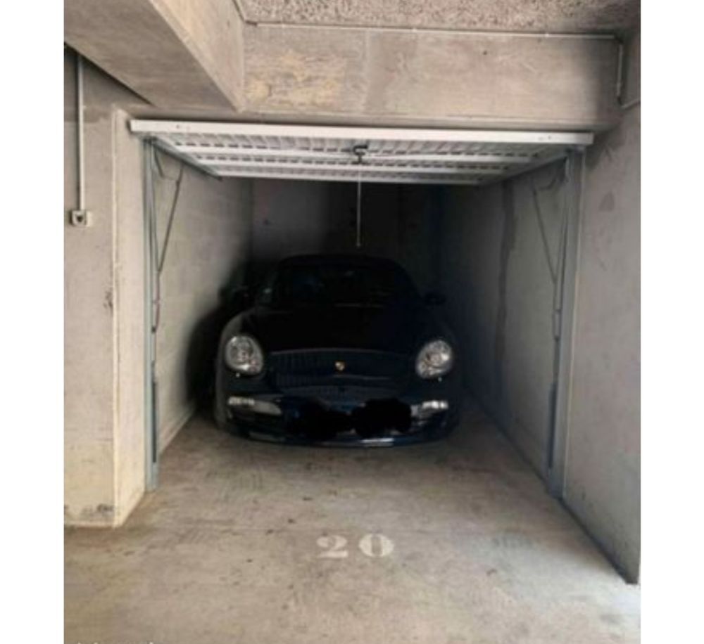Vente Parking/Garage , box fermé sécurisée Nantes