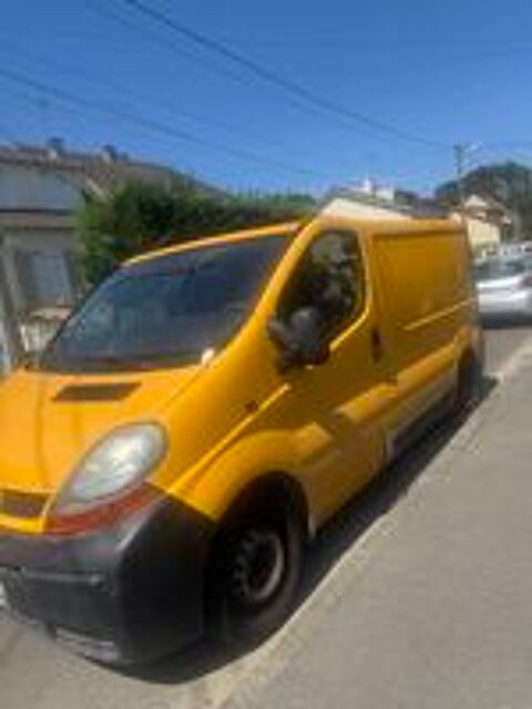 Vivaro VIVARO FGN F2700 C1 1.9 CDTI - 82 PACK CLIM 2004 occasion 93290 Tremblay-en-France