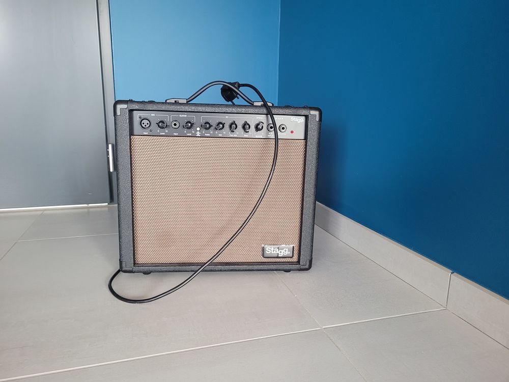 Ampli et micro Stagg Instruments de musique