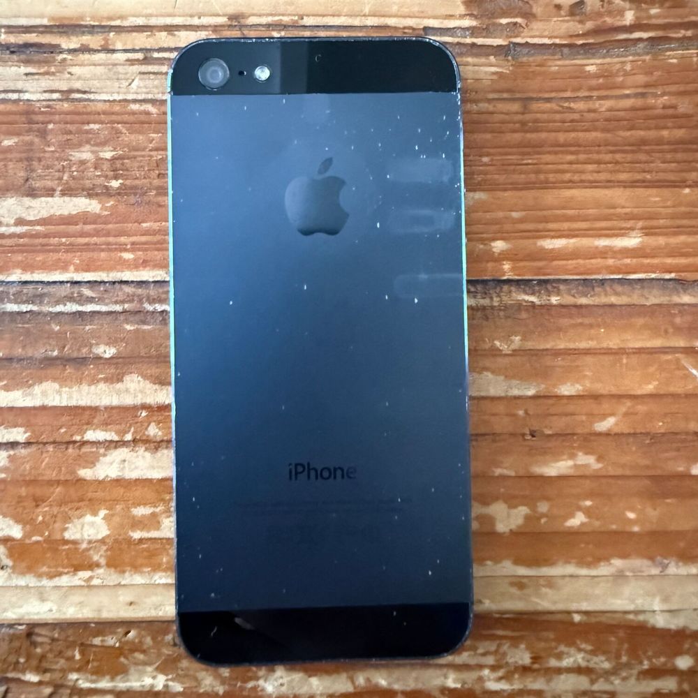 iPhone 5 - 64 Go Téléphones et tablettes