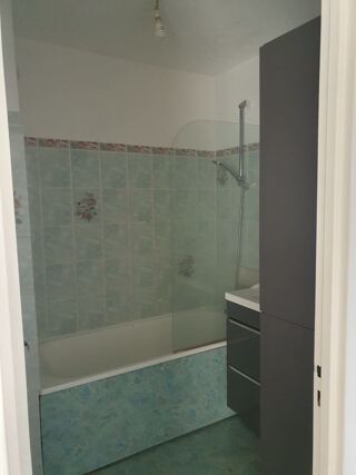  Appartement à louer 3 pièces 68 m²