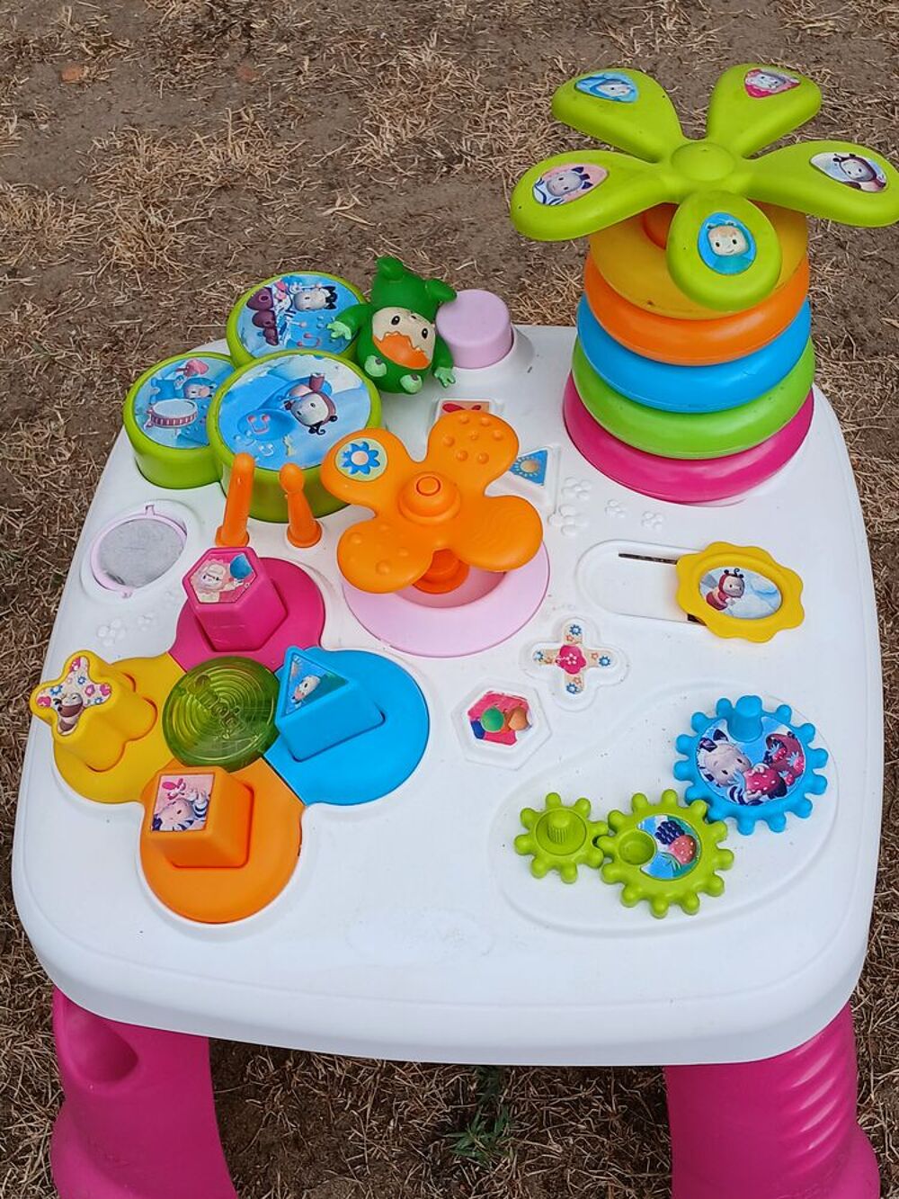 table d'activit&eacute; Jeux / jouets