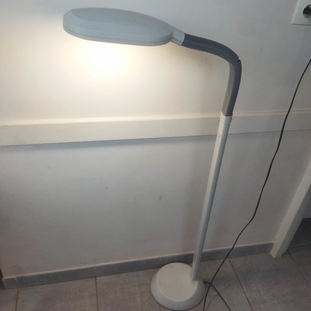 Lampe de laboratoire 12volt Lesa Technicled + Jardin