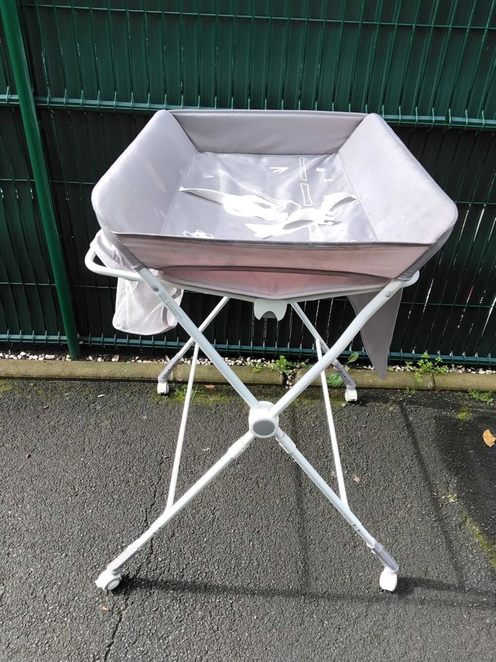 table &agrave; langer Mobilier enfants