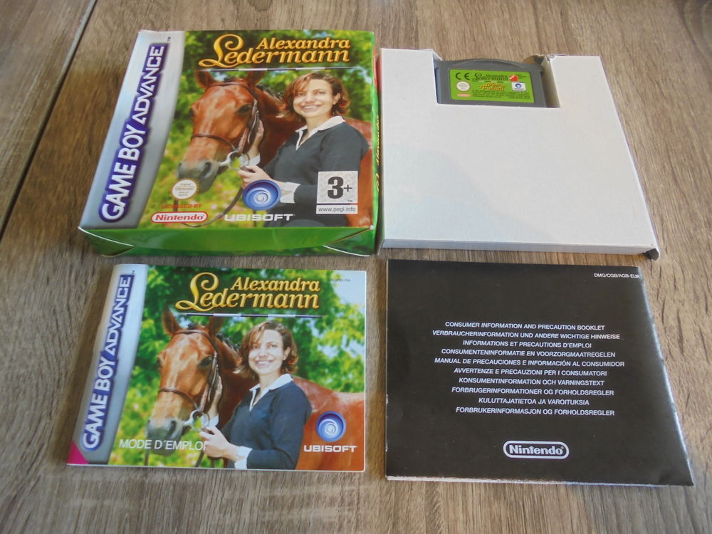 Game Boy Advance "Alexandra Ledermann" Consoles et jeux vidéos