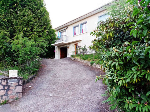   MAISON DE 2 ETAGES DE 110 M2 A COURS-LA-VILLE Maison - 6 pièce(s) - 159 m²