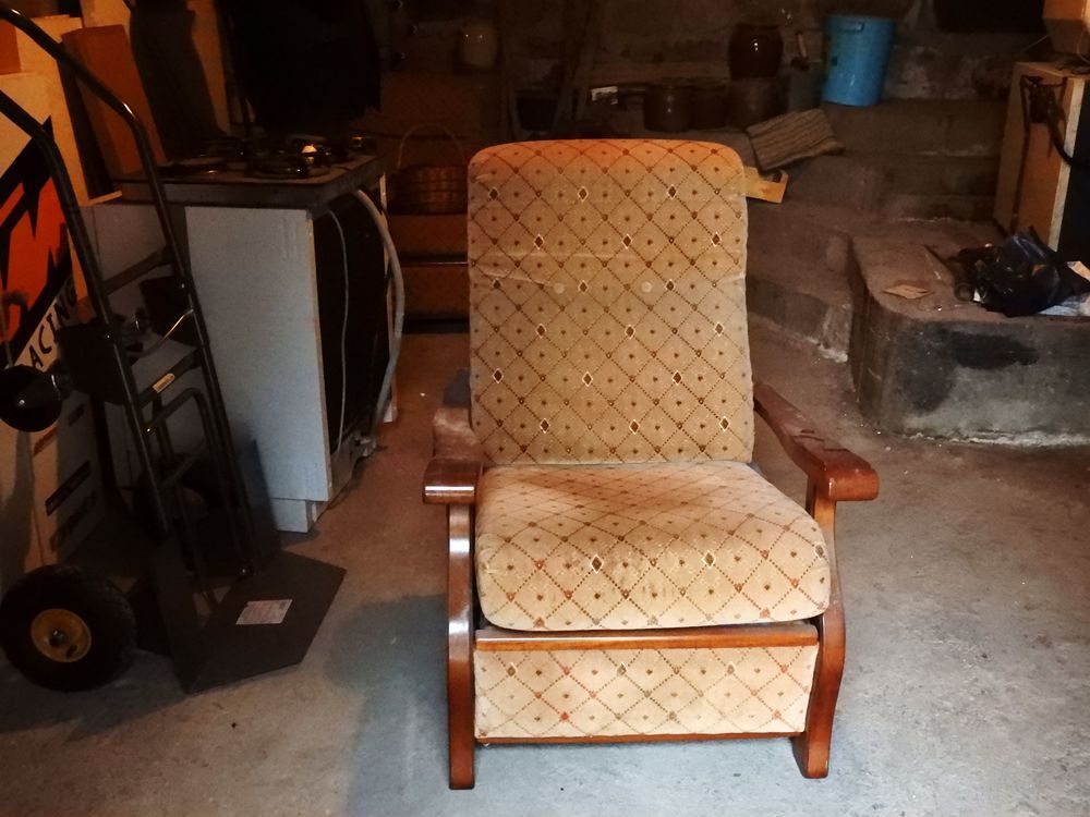 FAUTEUIL RUSTIQUE Meubles