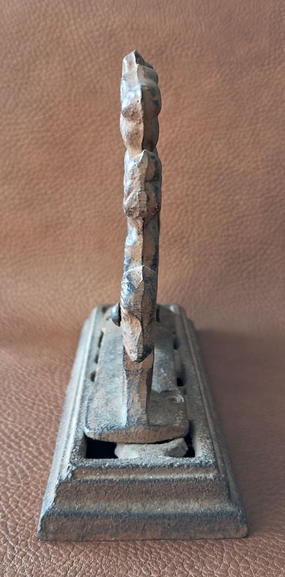 ancien casse noix noisettes vintage en m&eacute;tal &eacute;cureuil Décoration