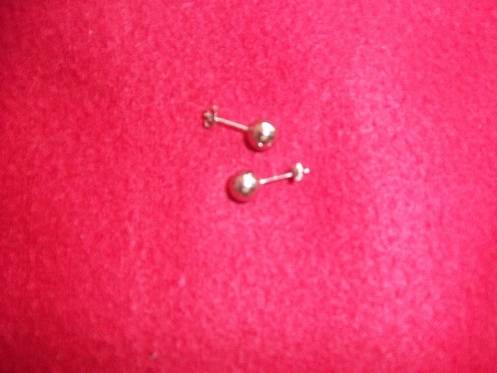 Lot boucles d'oreilles Bijoux et montres