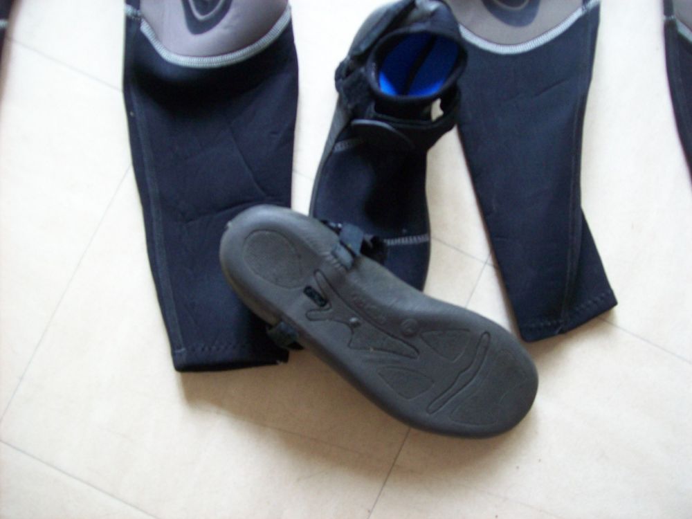 COMBINAISONS plong&eacute;e shorty, combi cycliste,chaussonsantid&eacute; Sports