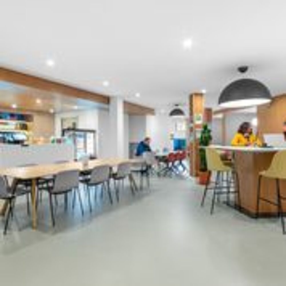   Travaillez à Paris, Spaces Etoile  ou partout ailleurs dans notre réseau mondial 