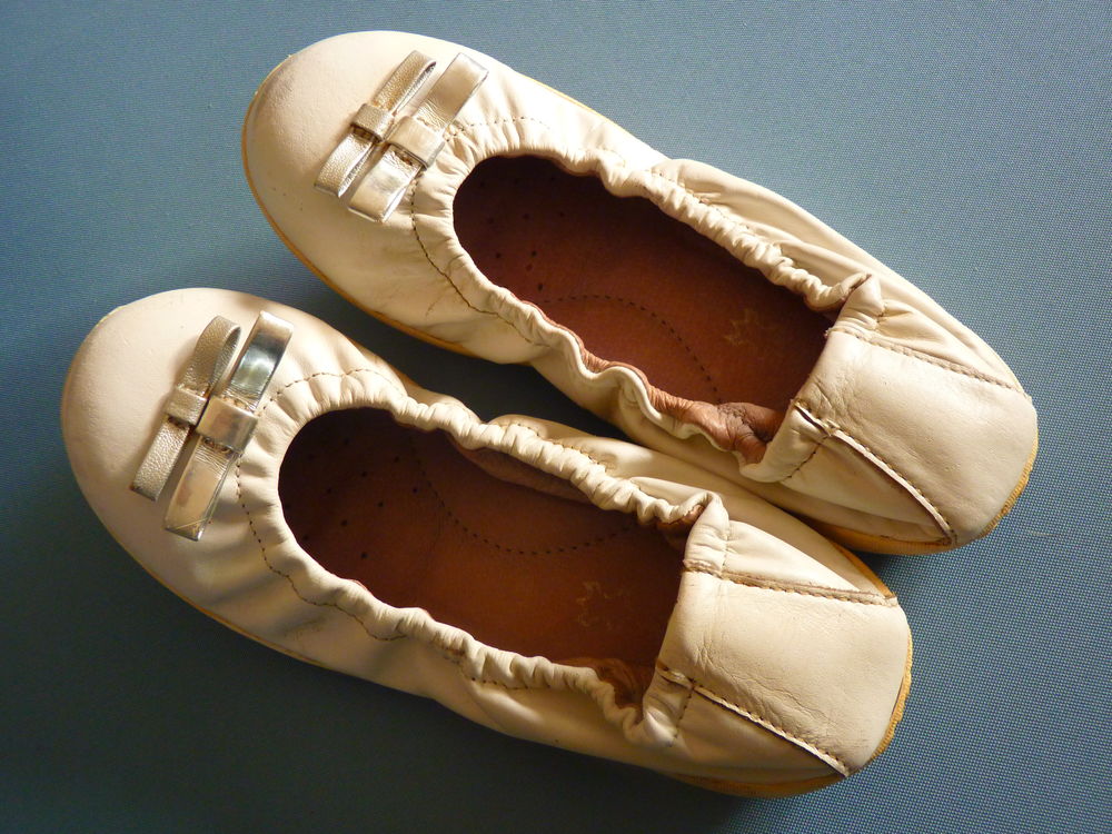 Chaussure ballerines cuir blanc Fille G&eacute;ox TBE 32 Chaussures