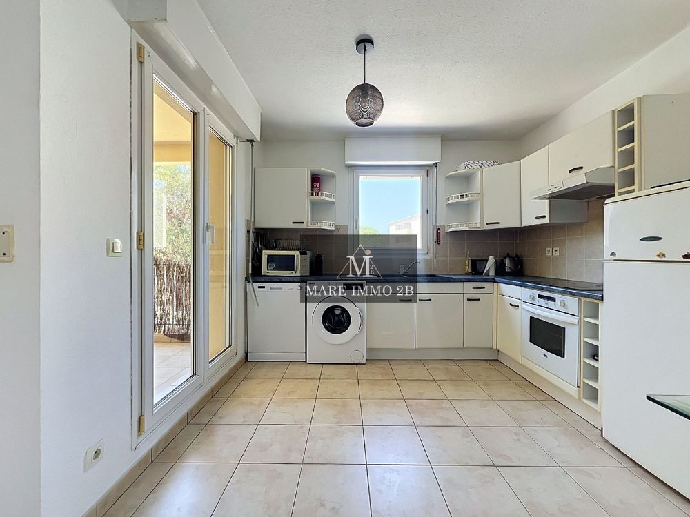 Vente Appartement En Exclusivité : 2 Pièces avec terrasse à 50 mètres des Plag Calvi