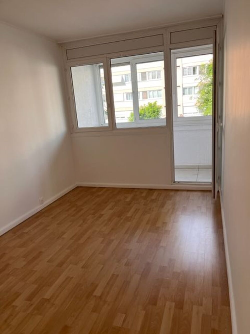 Vente Appartement Ris-Orangis (91130)
3 pièces  2 chambres  61 m² Ris-orangis