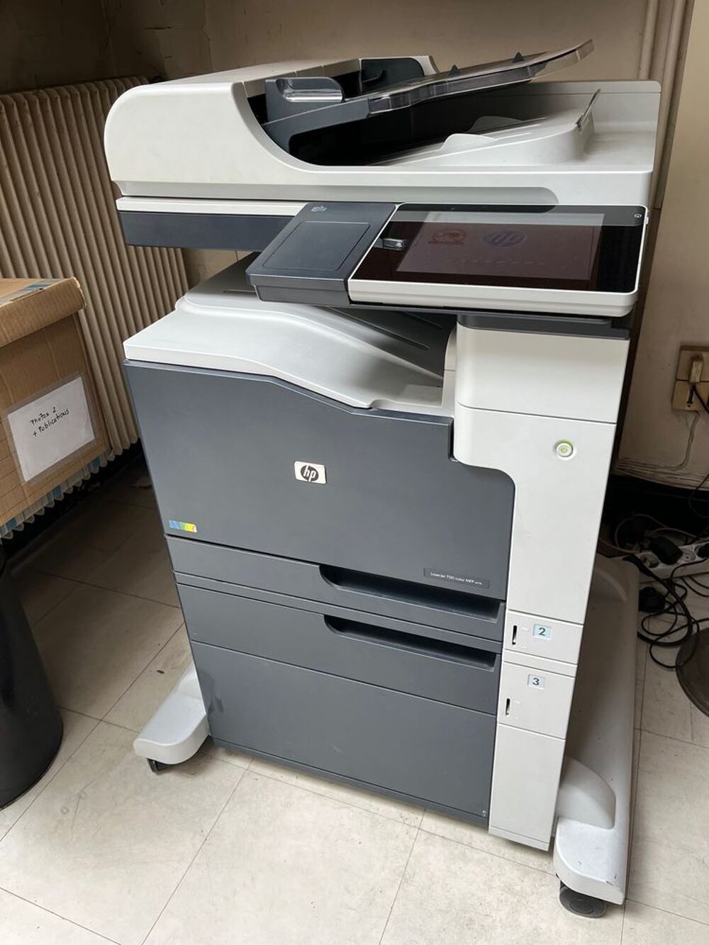 Imprimante HP laserjet 700 color MFP M775 Matériel informatique
