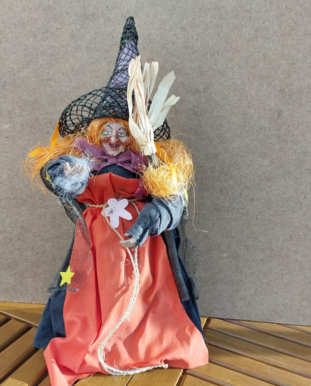 Poup&eacute;e sorci&egrave;re halloween Décoration