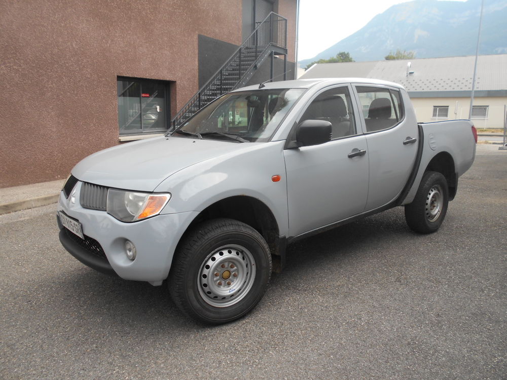 L 200 Pick-up L200 2.5 TD 136 SINGLE CAB INFORM 2008 occasion 73420 Drumettaz-Clarafond