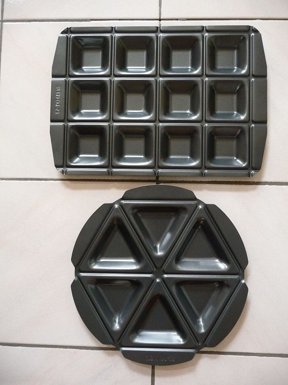 Moules pour faire des pies, tartes, p&acirc;t&eacute;s - NEUFS Cuisine