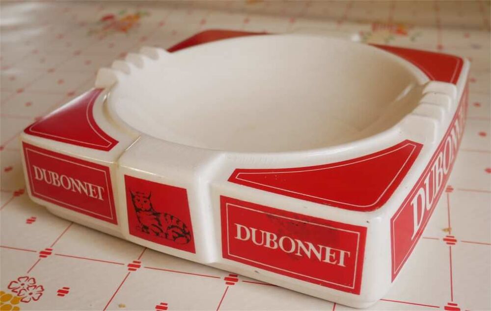 Cendrier marque Dubonnet Décoration
