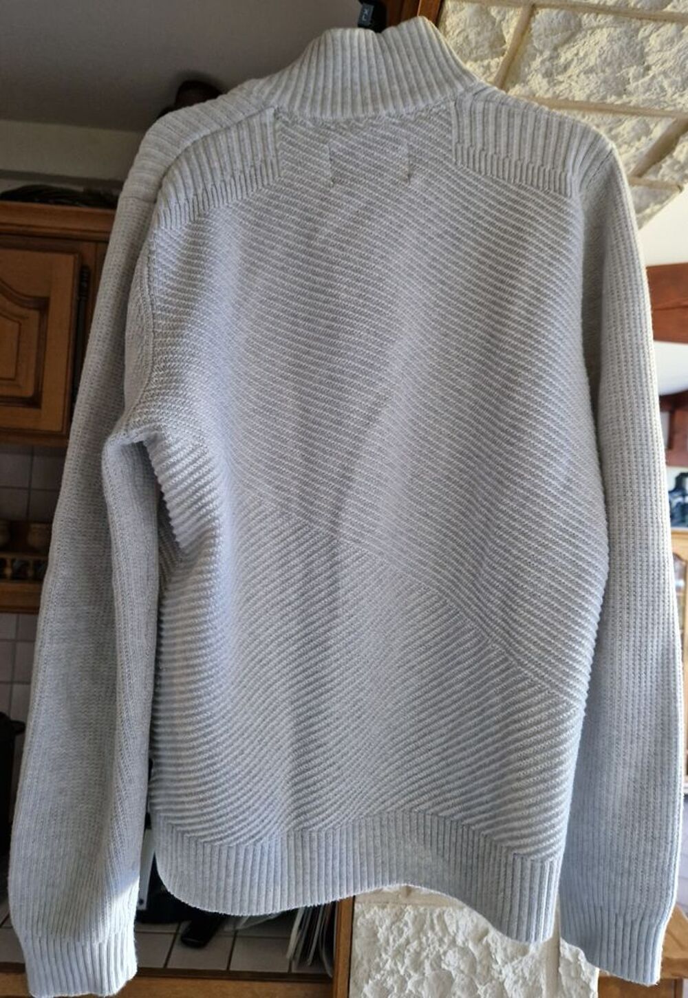 Pull ou sweat H Vêtements