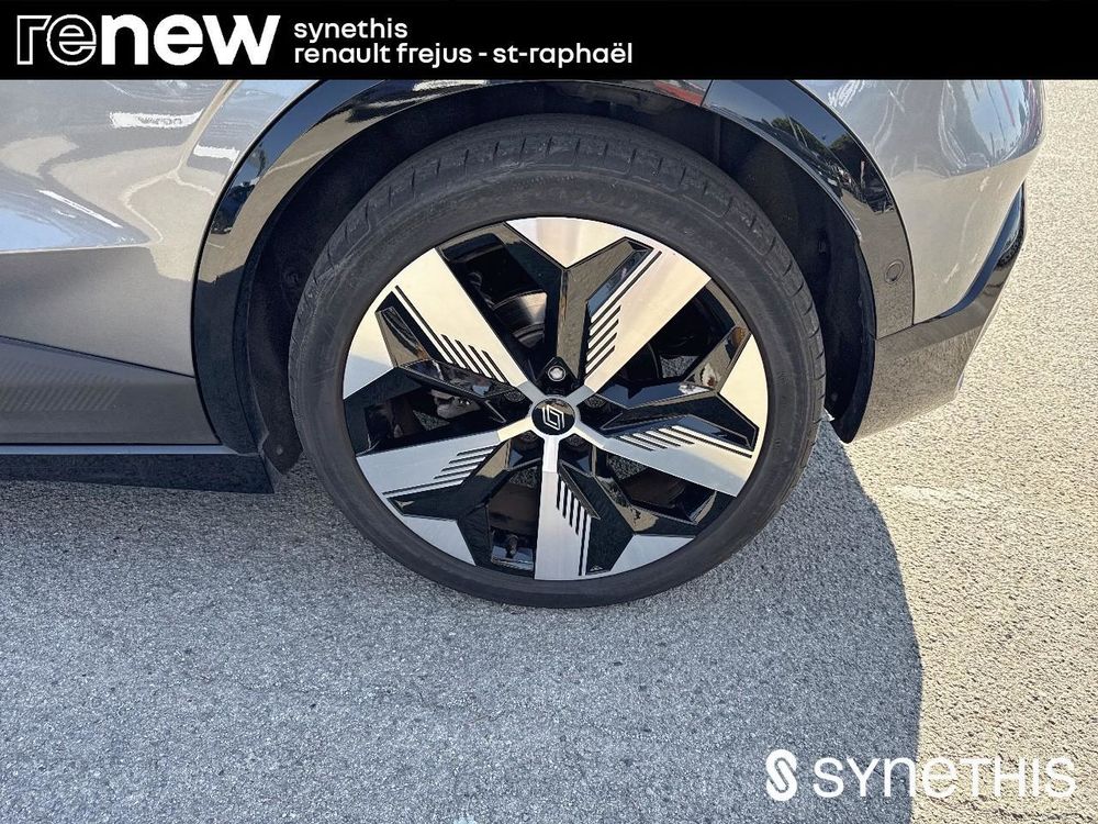 M&eacute;gane Megane E-Tech EV60 220 ch super charge Techno 2023 occasion 83600 Fr&eacute;jus
