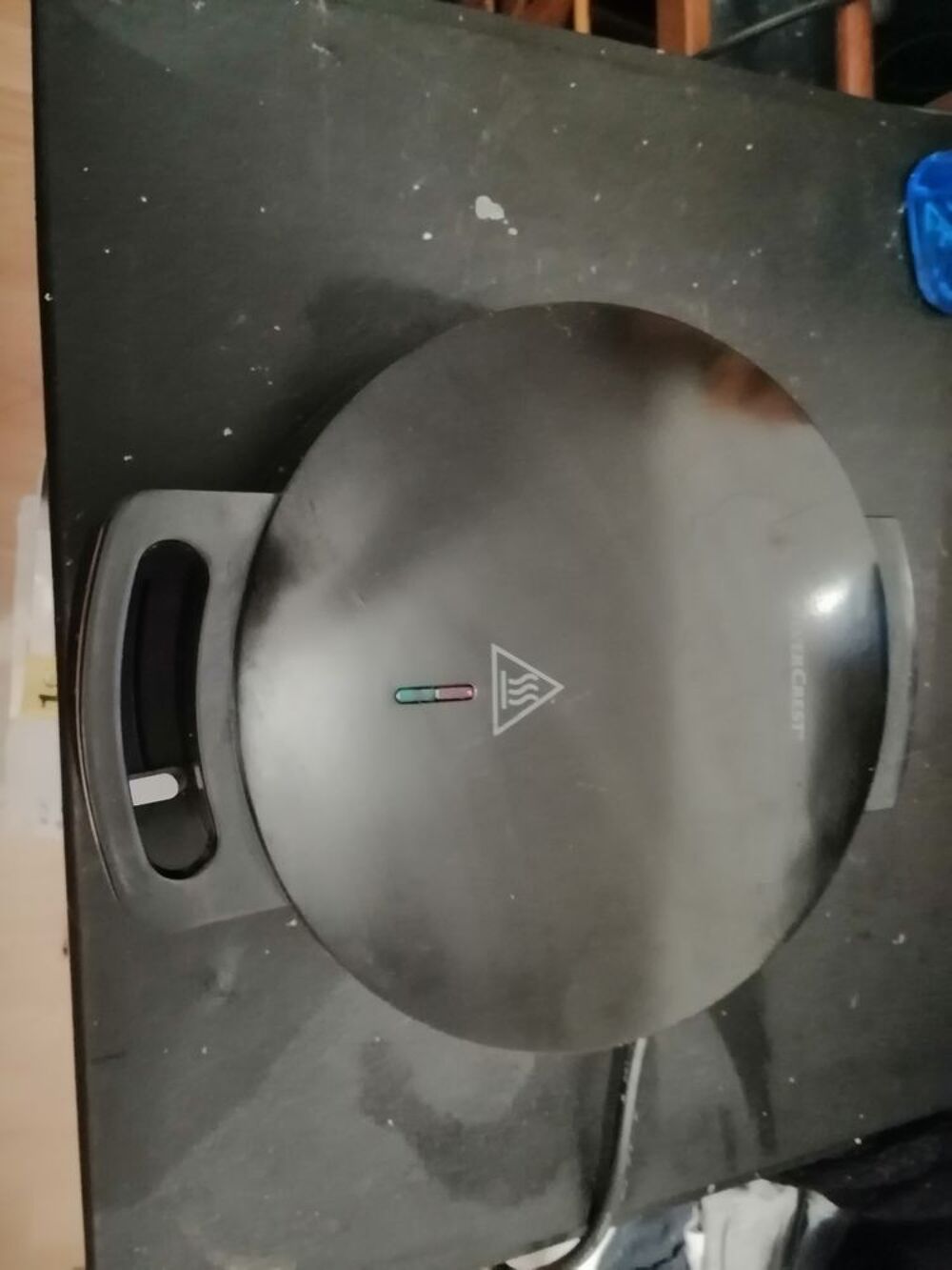 Gaufrier silvercrest de couleur noir pour faire des gaufre e Electroménager