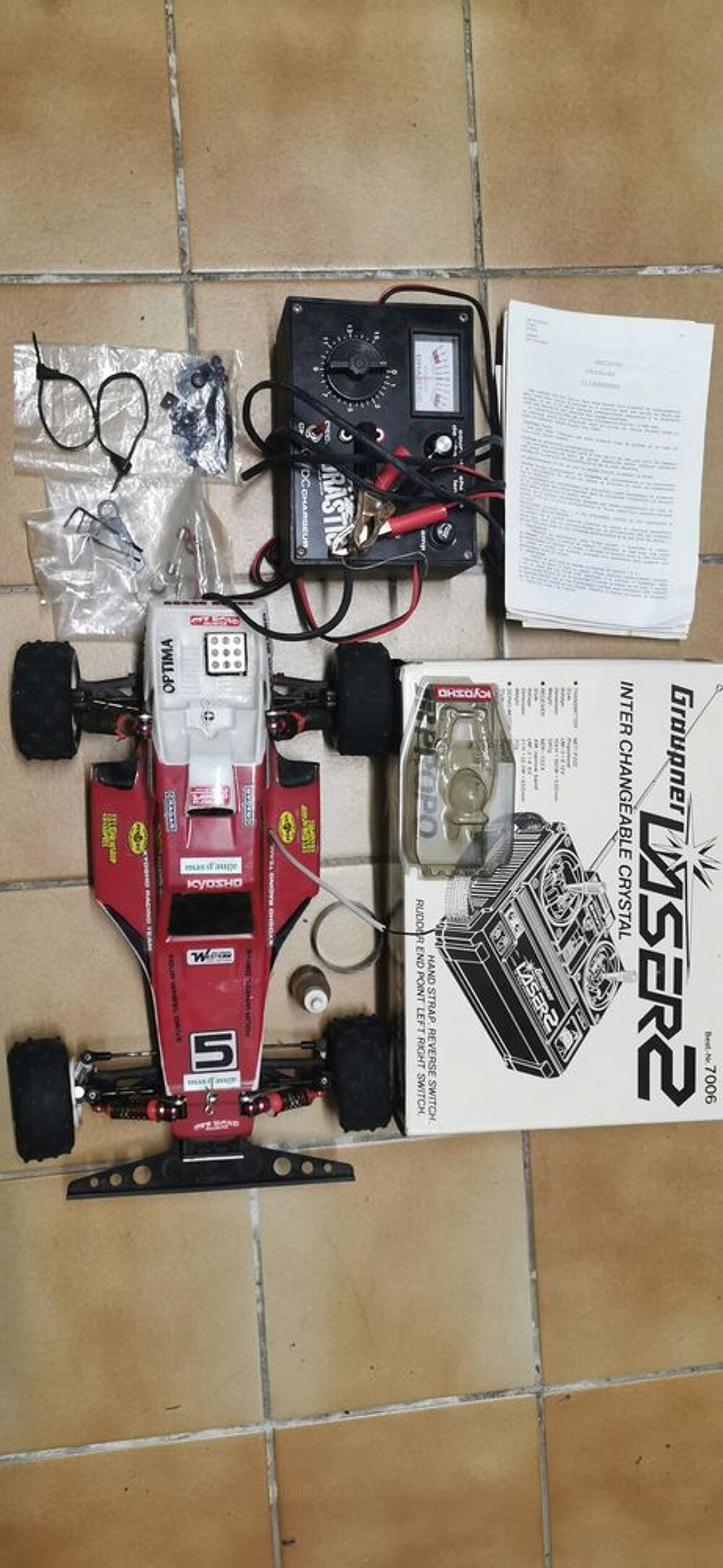 Voiture electrique radiocommand&eacute;e Kosho Optima ann&eacute;es 80 Jeux / jouets