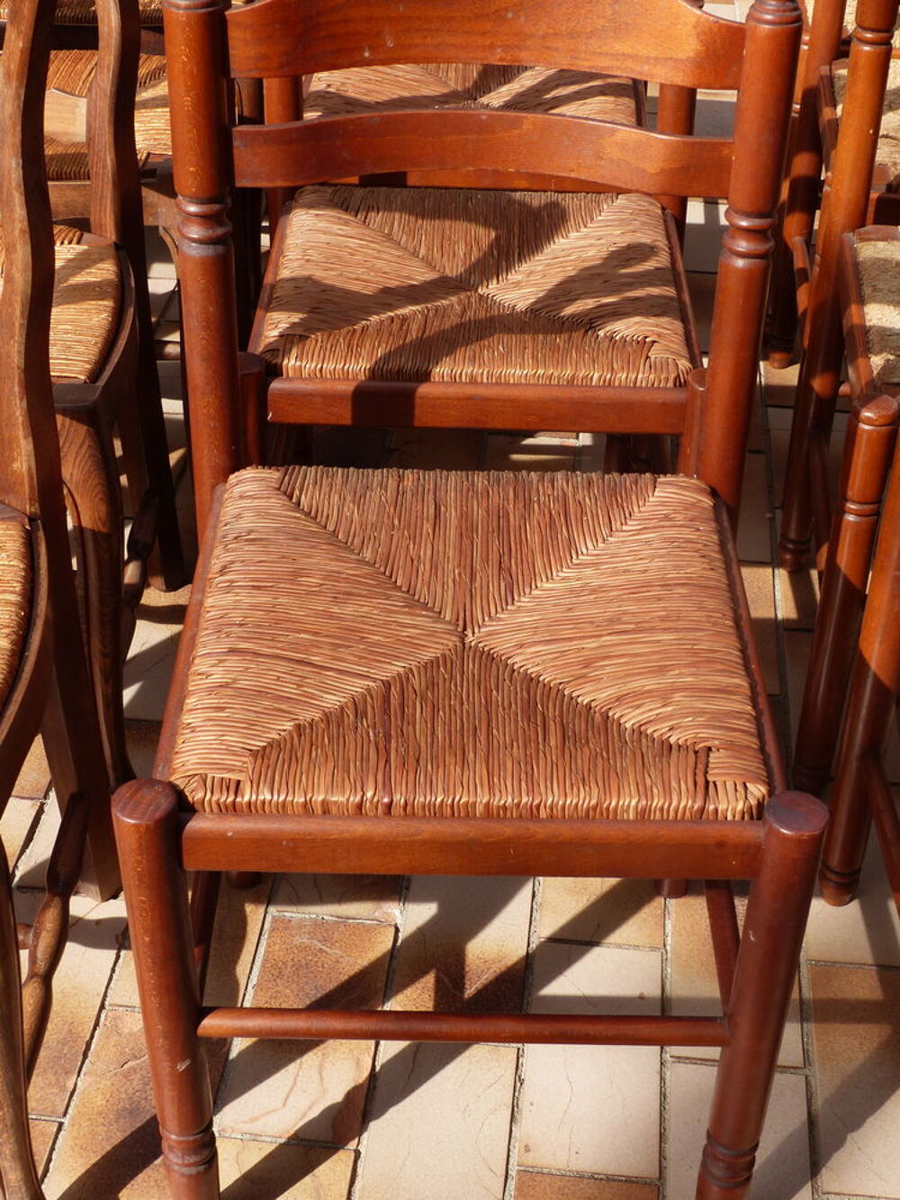 Chaises paill&eacute;es Meubles