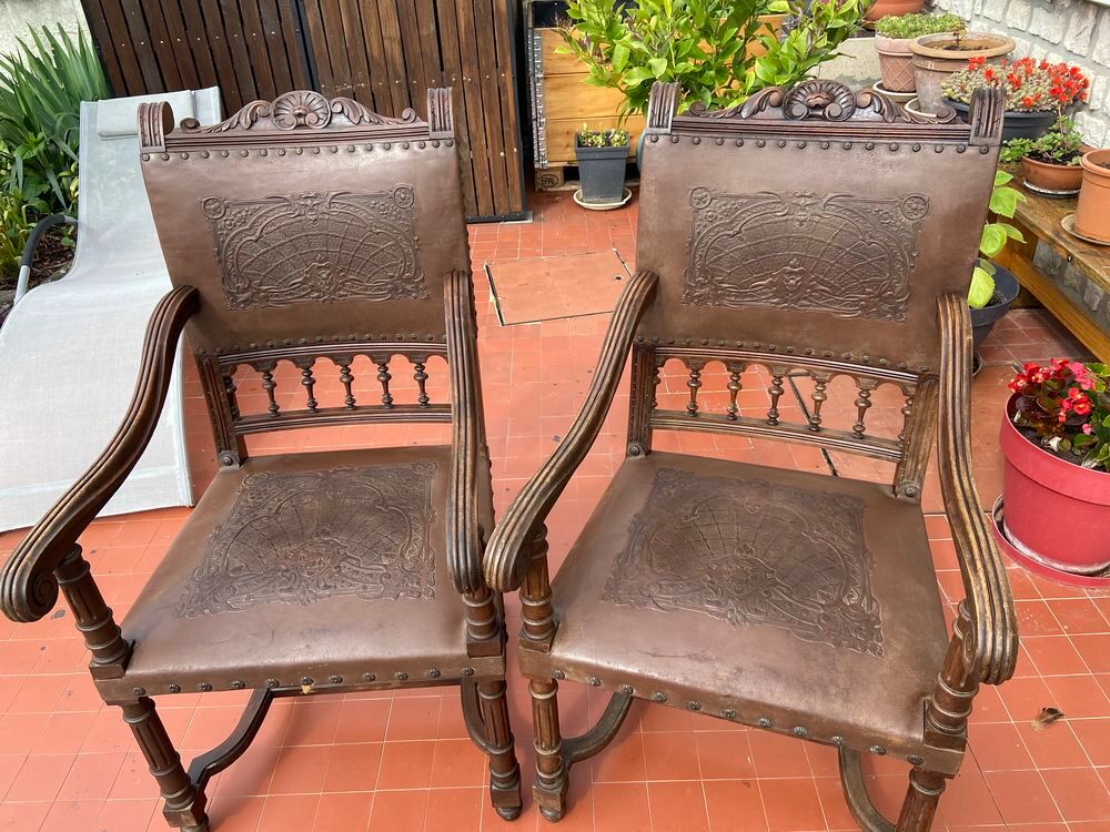 2 Fauteuils ancien cuir ancien assise et dos imprime Meubles