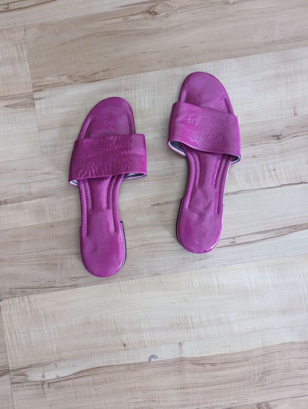 Mules plates FREE LANCE Chaussures