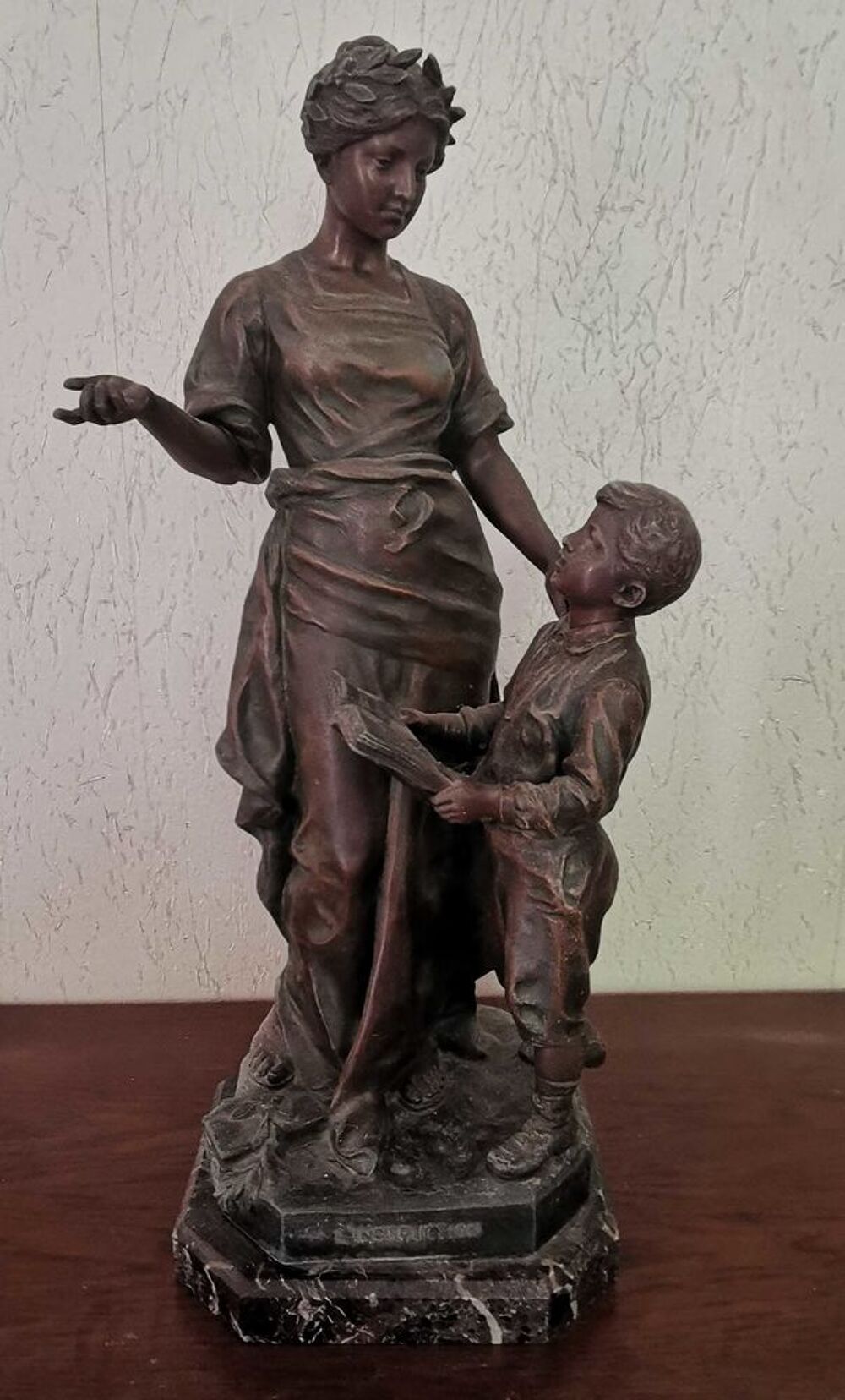 Statut en r&eacute;gule sur marbre du Sculpteur A-J Scott Décoration