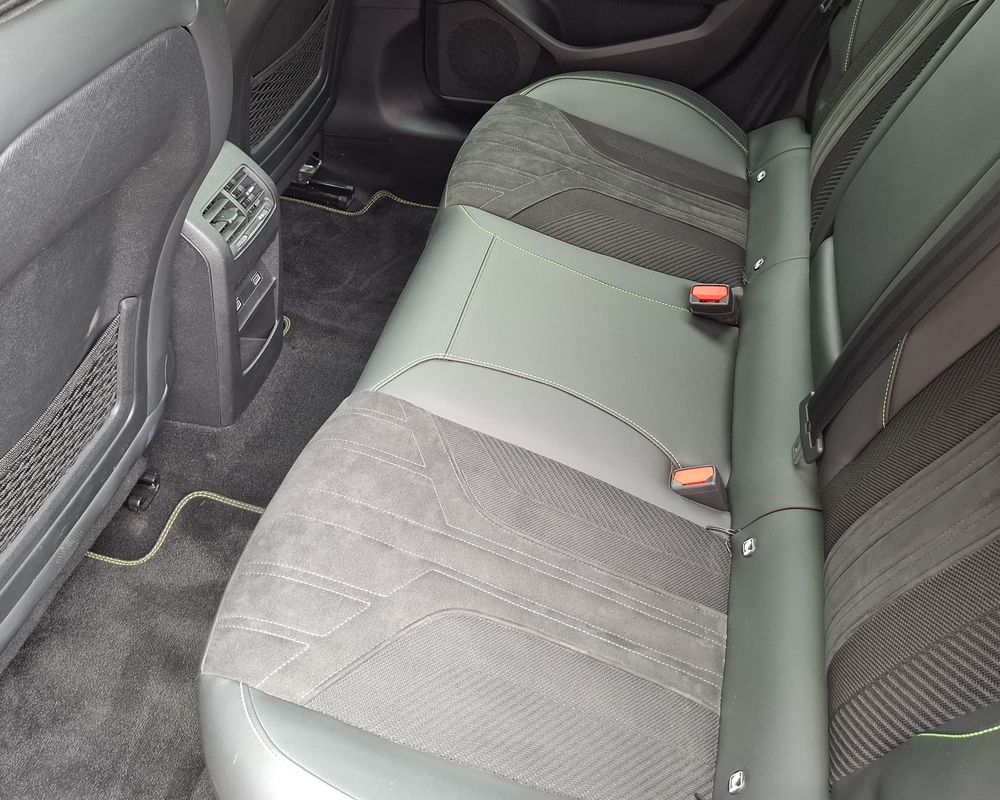 308 ADML/AMBIENT/CAMERA360/HIFI*FOCAL/NAV/PDC/TOIT*PANO/18 2023 occasion BE-8900 Ieper (Ypres)