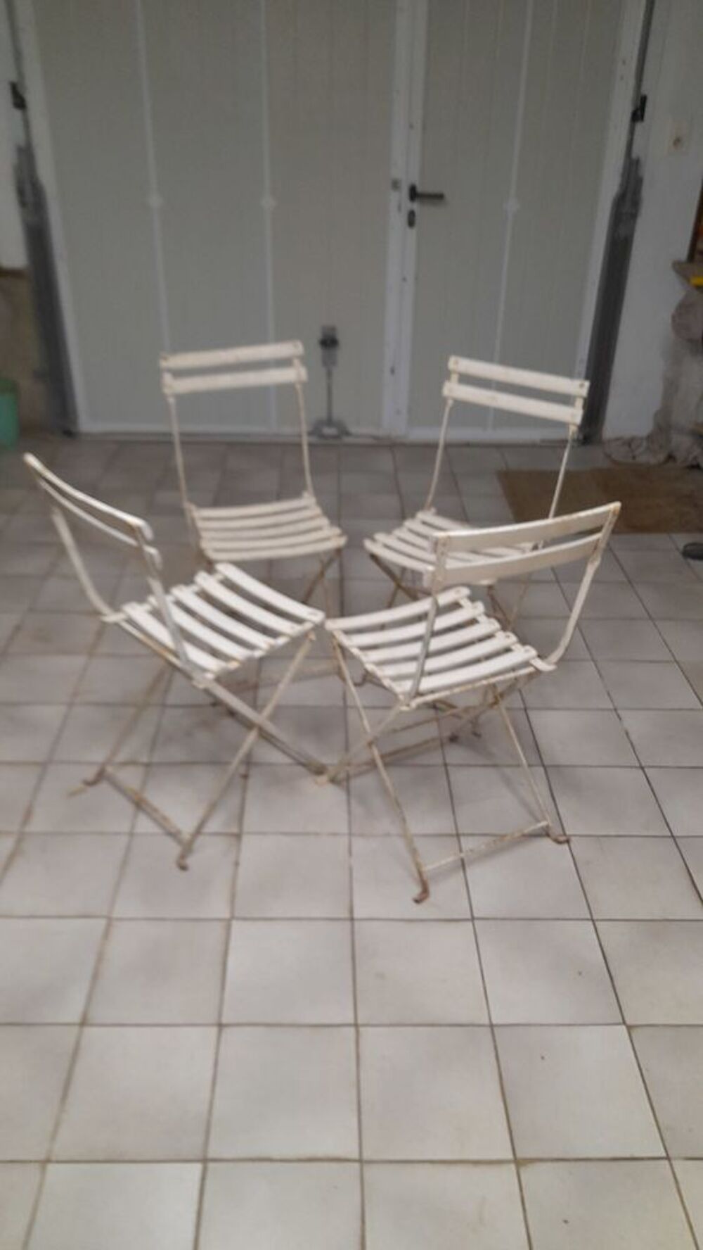 4 chaises de jardins Meubles