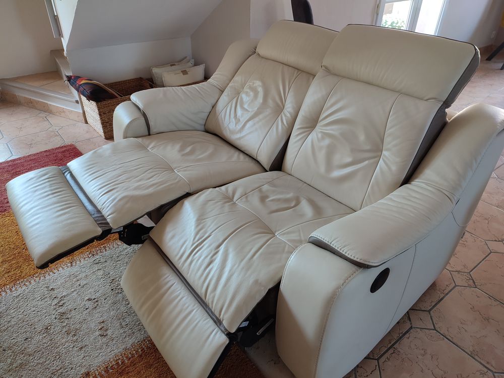 CANAPES CUIR ET FAUTEUIL Meubles